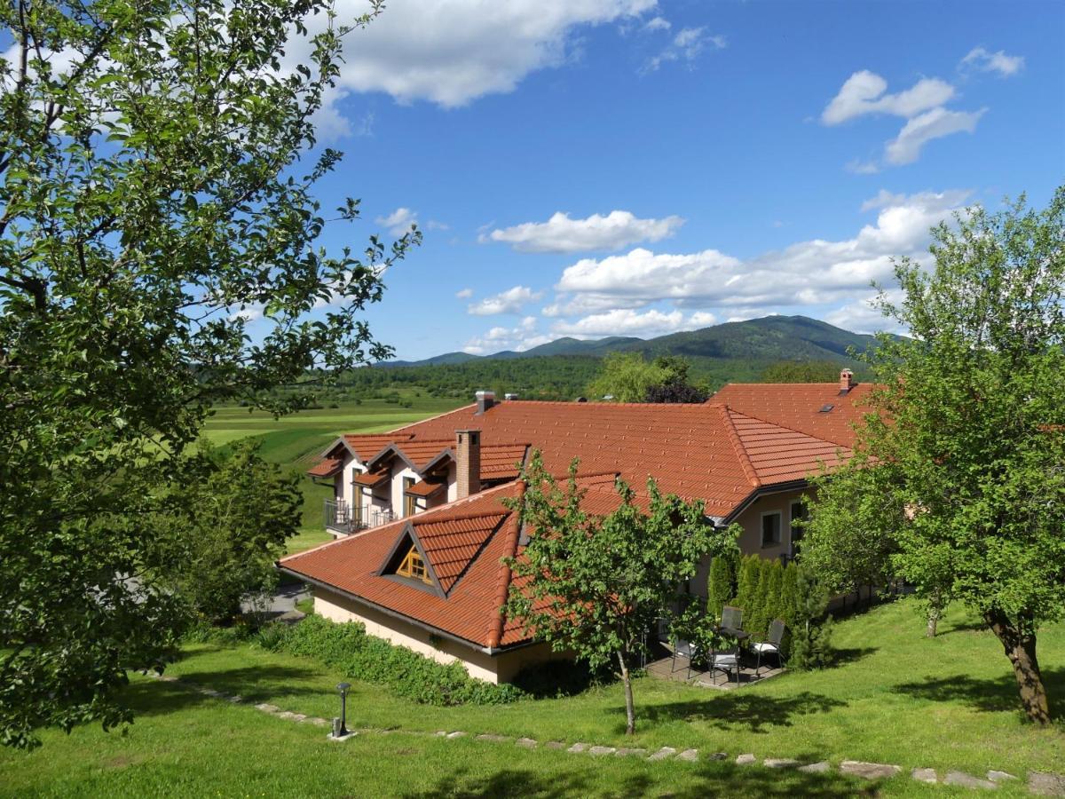 Pension Na Meji Пивка Екстериор снимка